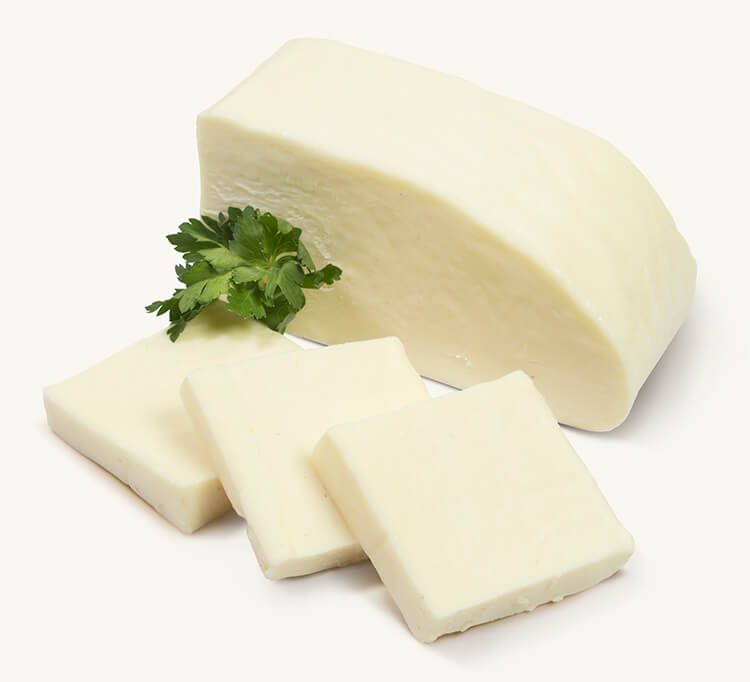 Trozo de queso blando cremoso